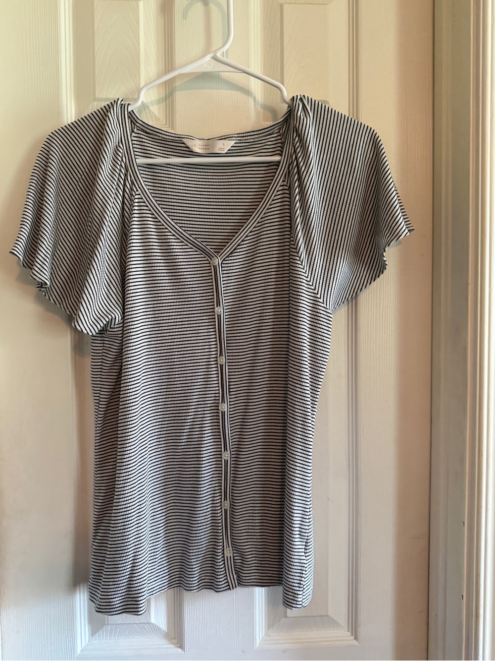 LC Lauren Conrad Black & White Striped Button-Front Flutter Sleeve Top
